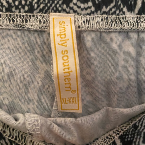 Simply Southern Pj bottoms - Picture 2 of 2